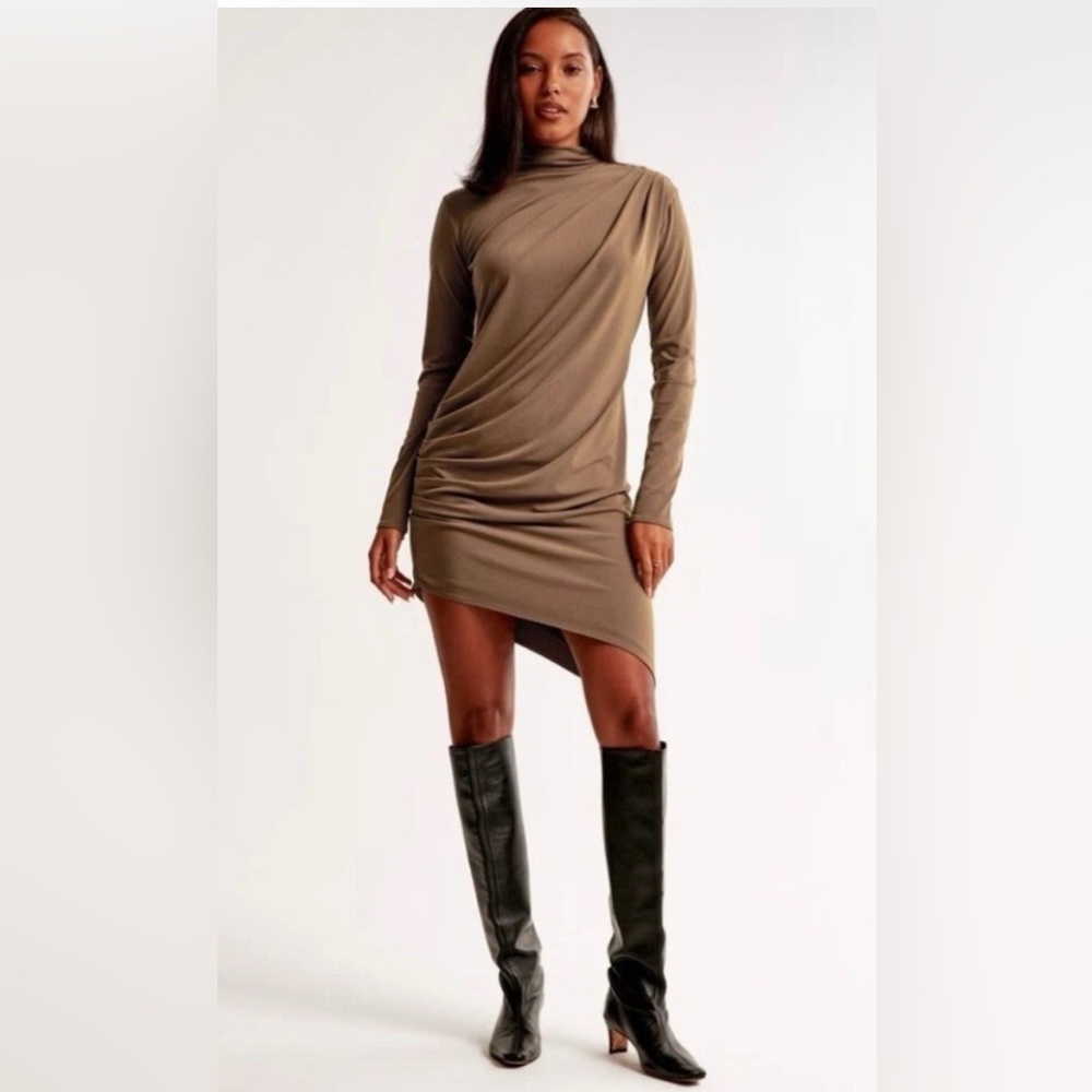 NWT Abercrombie & Fitch Brown Long Sleeve Dress
